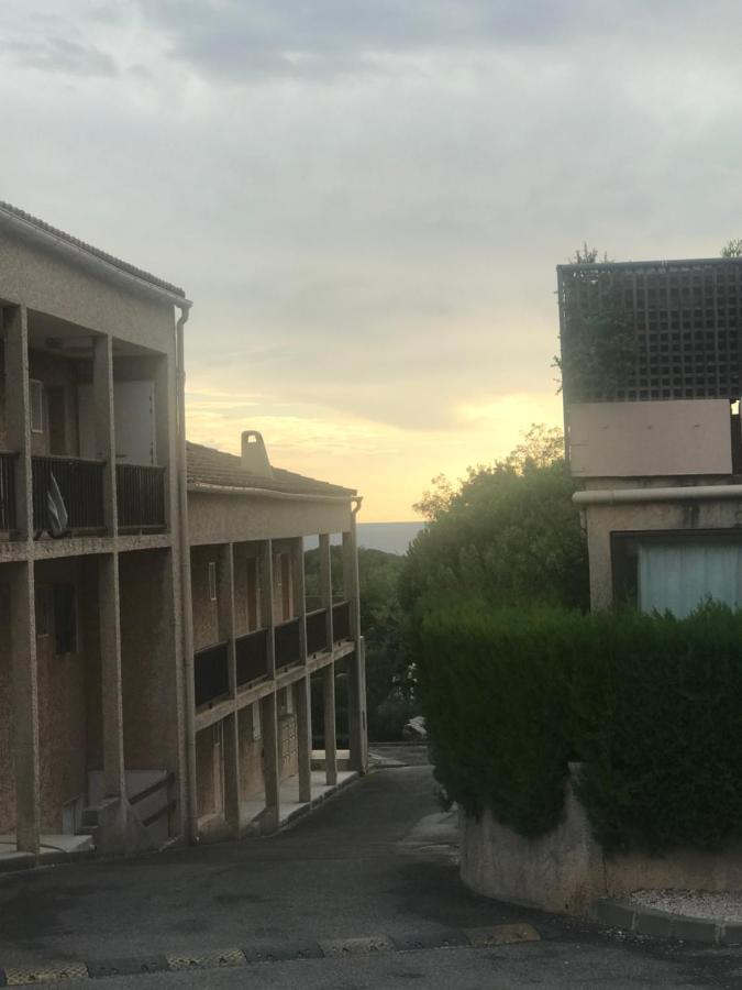 Studio 2 Adultes 2 Enfants Sanary Sur Mer A 800M De La Mer Buitenkant foto